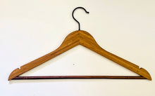 Load image into Gallery viewer, Bamboo Hanger - Traditional with Bar - Amber (25)